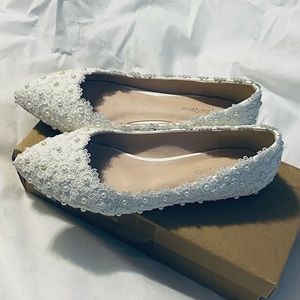 Lace flat shoes